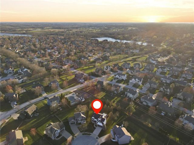 13843 W 154th Terrace, Olathe, KS 66062