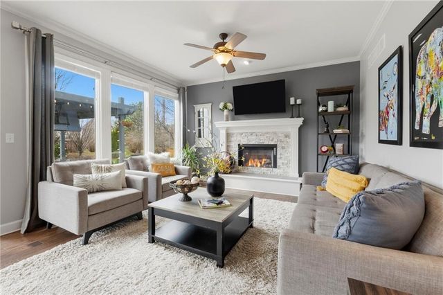 13843 W 154th Terrace, Olathe, KS 66062