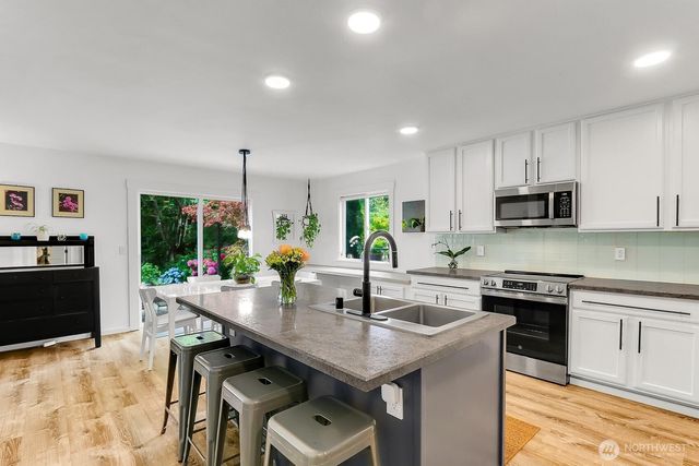 7023 Autumn Avenue SE, Snoqualmie, WA 98065