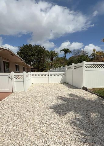 236 SW 7th St, Dania Beach, FL 33004