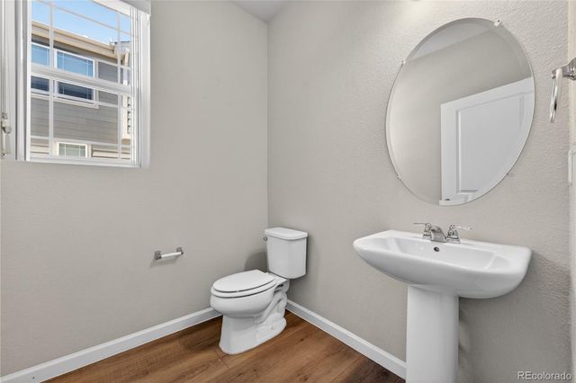 1804 S Buchanan Circle, Aurora, CO 80018