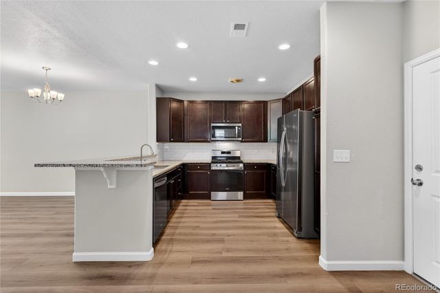 1804 S Buchanan Circle, Aurora, CO 80018