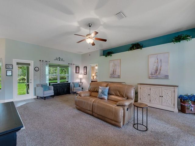 1340 Willow Oak Court, Vero Beach, FL 32966