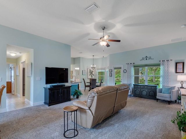 1340 Willow Oak Court, Vero Beach, FL 32966