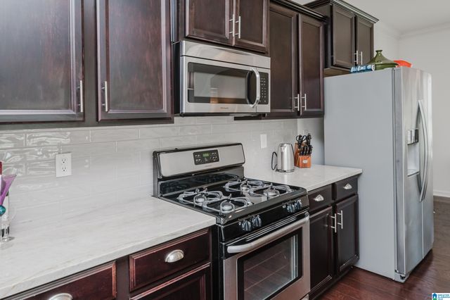 1715 CREEKSIDE DRIVE, Hoover, AL 35244