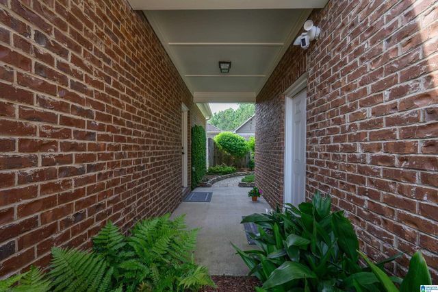 1715 CREEKSIDE DRIVE, Hoover, AL 35244