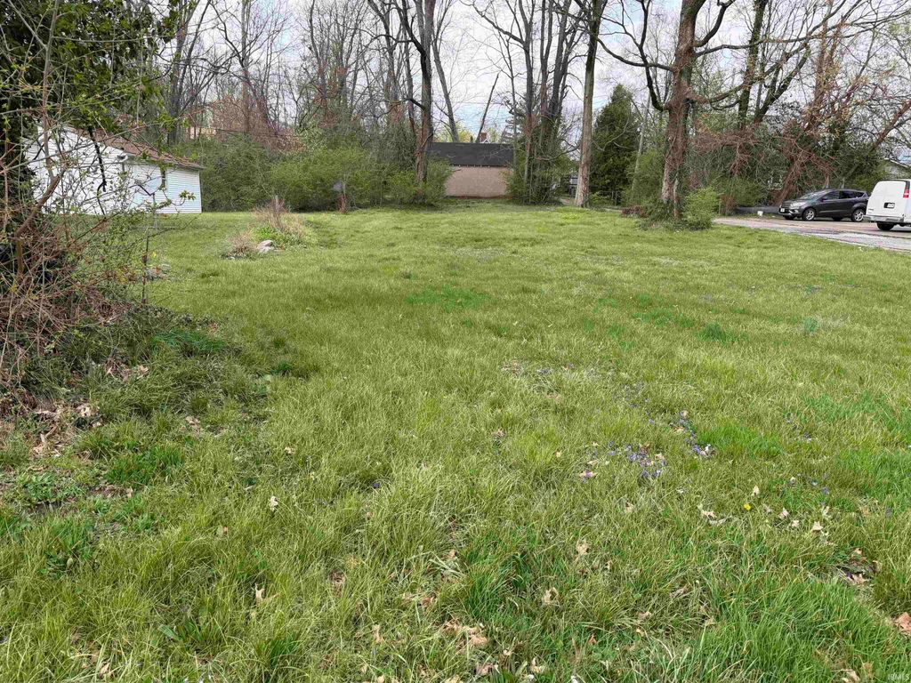 1024 W 7th Street, Bloomington, IN 47404