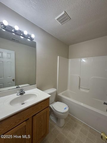 1106 Springwood Drive, Jacksonville, NC 28546