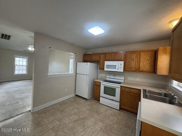 1106 Springwood Drive, Jacksonville, NC 28546