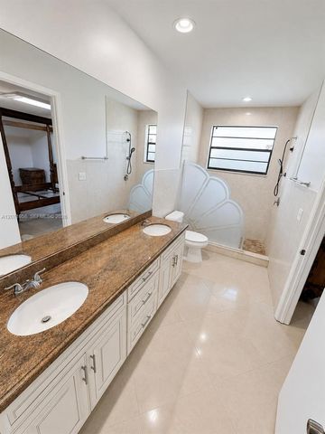 8142 Silver Palm Court 17, Tamarac, FL 33321