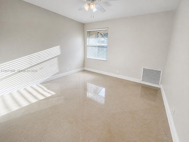 8142 Silver Palm Court 17, Tamarac, FL 33321