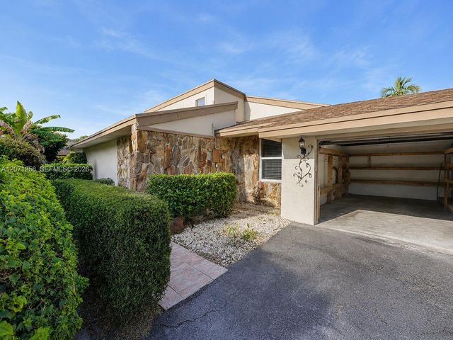 8142 Silver Palm Court 17, Tamarac, FL 33321