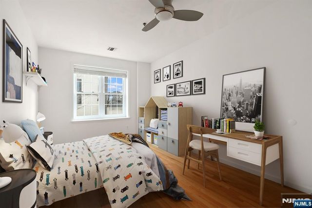 515 Gregory 8, Weehawken, NJ 07086