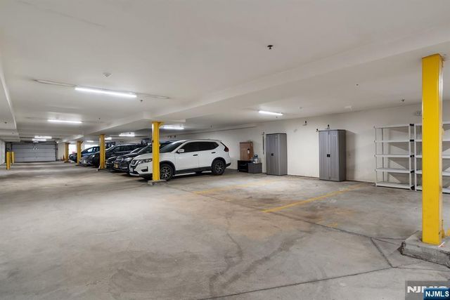 515 Gregory 8, Weehawken, NJ 07086