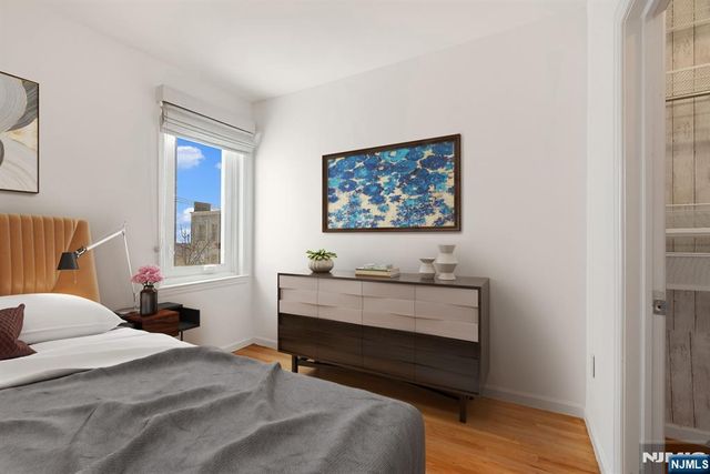 515 Gregory 8, Weehawken, NJ 07086