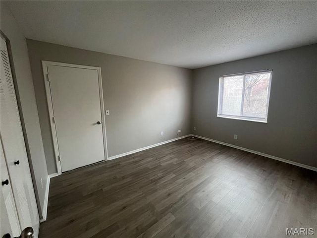 2553 Brush Court C, Unincorporated, MO 63125