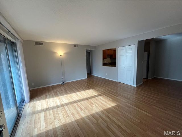 2553 Brush Court C, Unincorporated, MO 63125