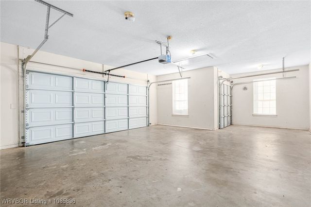 836 Eagle Crest Drive, Alma, AR 72921