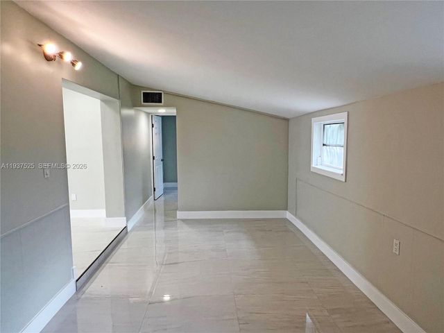 11962 SW 37th Ter, Miami, FL 33175