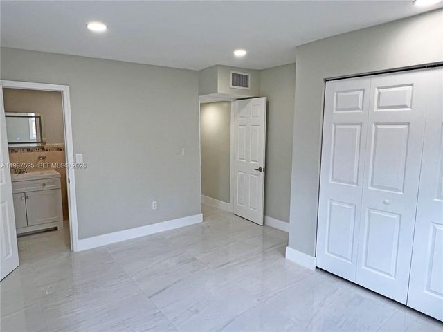 11962 SW 37th Ter, Miami, FL 33175
