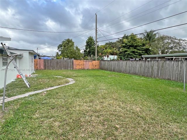 11962 SW 37th Ter, Miami, FL 33175