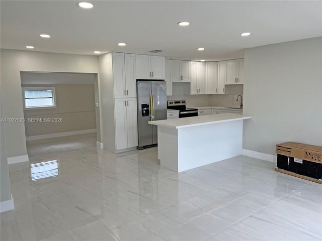 11962 SW 37th Ter, Miami, FL 33175
