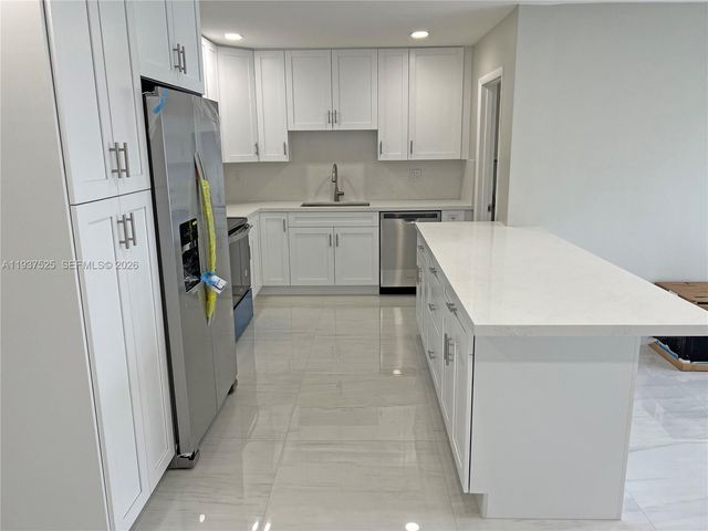 11962 SW 37th Ter, Miami, FL 33175