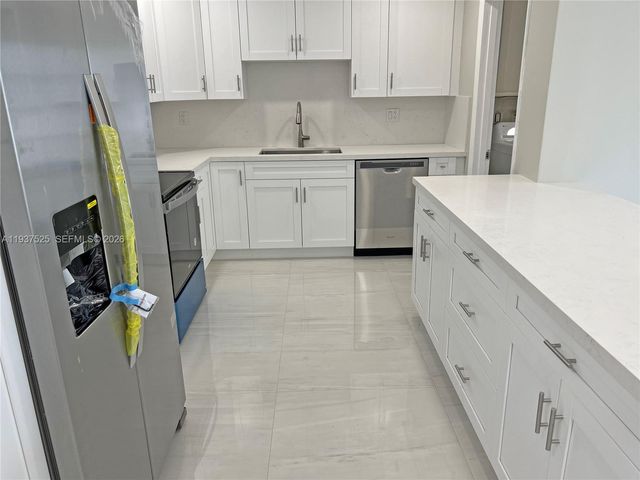11962 SW 37th Ter, Miami, FL 33175