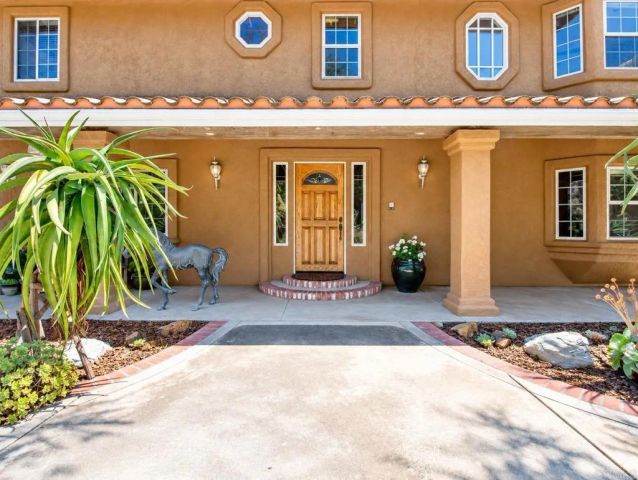 20020 Elfin Forest Road, Escondido, CA 92029