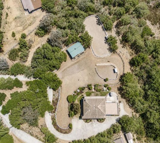 20020 Elfin Forest Road, Escondido, CA 92029