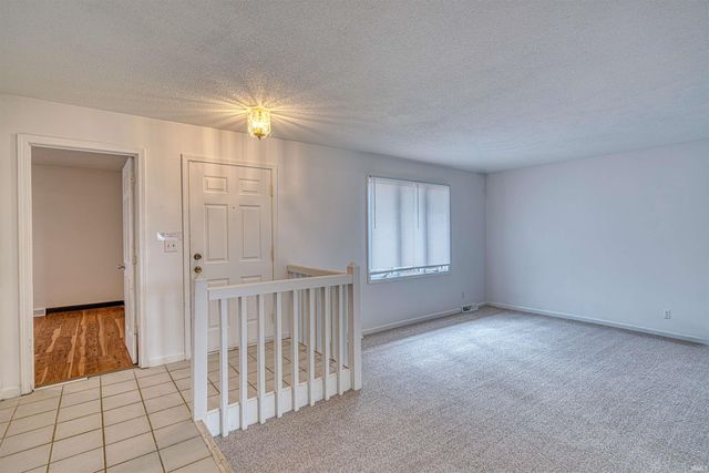 8224 E Heritage Drive, Evansville, IN 47715