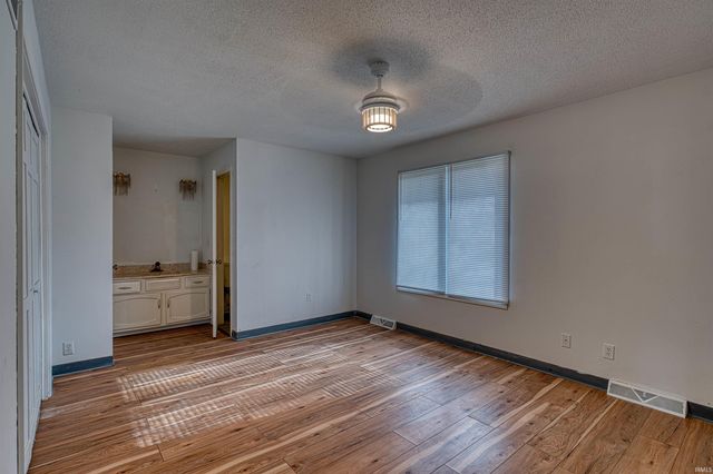 8224 E Heritage Drive, Evansville, IN 47715