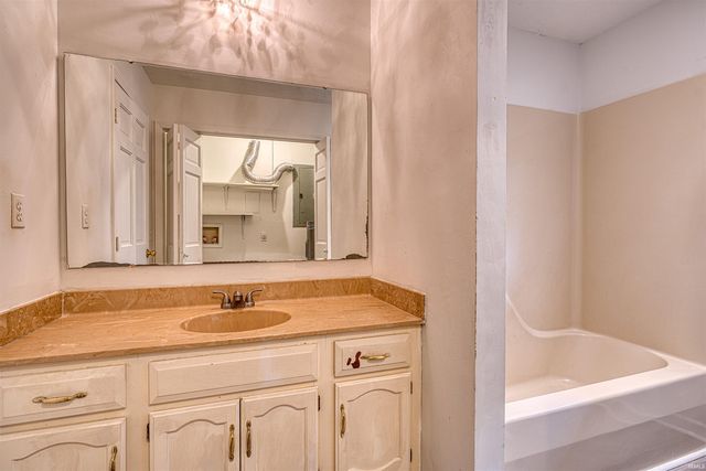 8224 E Heritage Drive, Evansville, IN 47715