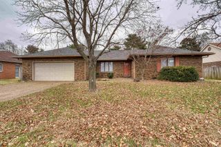 8224 E Heritage Drive, Evansville, IN 47715