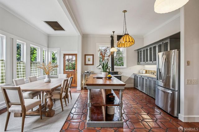 1556 Revere Avenue, San Francisco, CA 94124