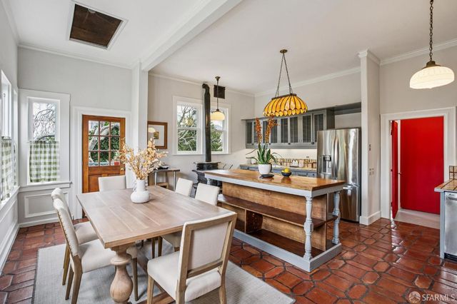 1556 Revere Avenue, San Francisco, CA 94124