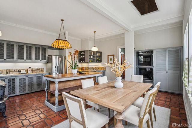 1556 Revere Avenue, San Francisco, CA 94124