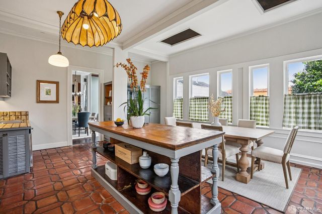 1556 Revere Avenue, San Francisco, CA 94124