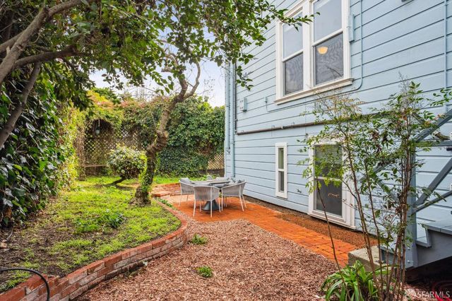 1556 Revere Avenue, San Francisco, CA 94124