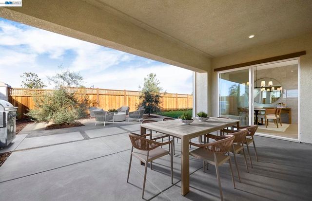 3750 Bradbury Avenue, Lathrop, CA 95330