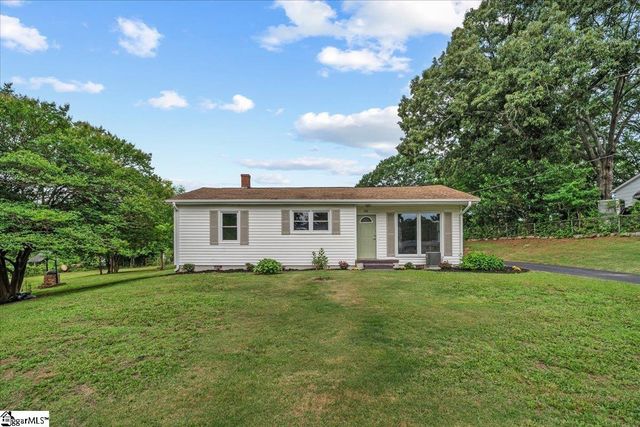 108 Valley Drive, Greer, SC 29651