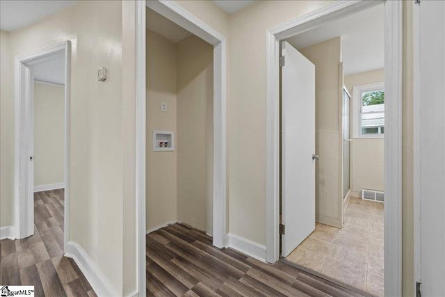 108 Valley Drive, Greer, SC 29651