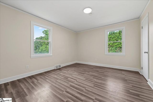 108 Valley Drive, Greer, SC 29651