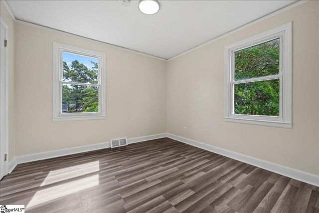 108 Valley Drive, Greer, SC 29651