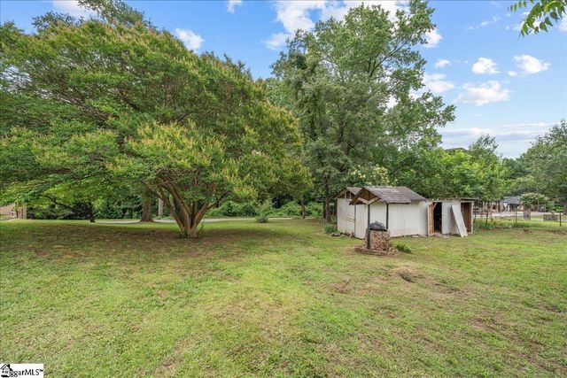 108 Valley Drive, Greer, SC 29651