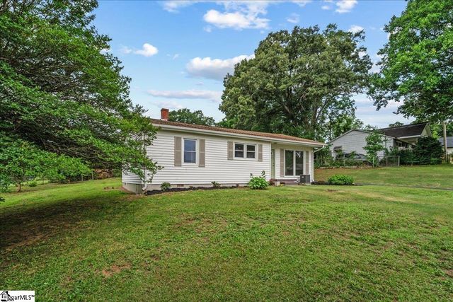 108 Valley Drive, Greer, SC 29651