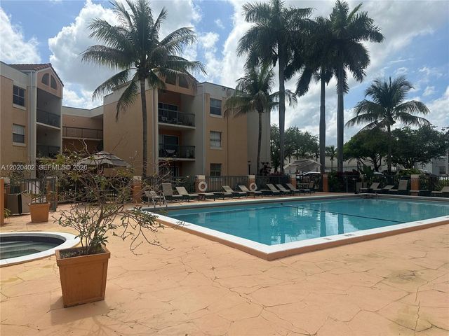 6272 NW 186th St 212, Hialeah, FL 33015