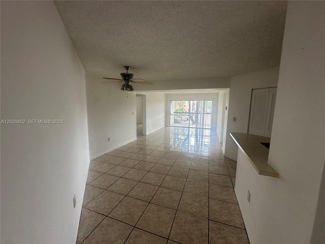 6272 NW 186th St 212, Hialeah, FL 33015