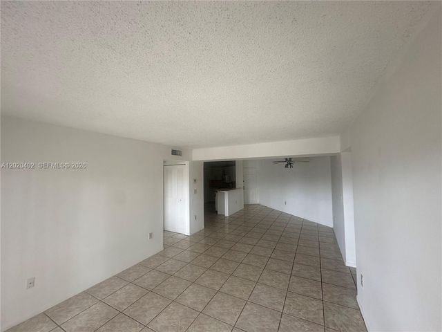 6272 NW 186th St 212, Hialeah, FL 33015