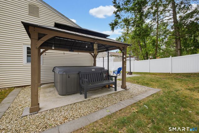 9 Gray Road, South Windsor, CT 06074